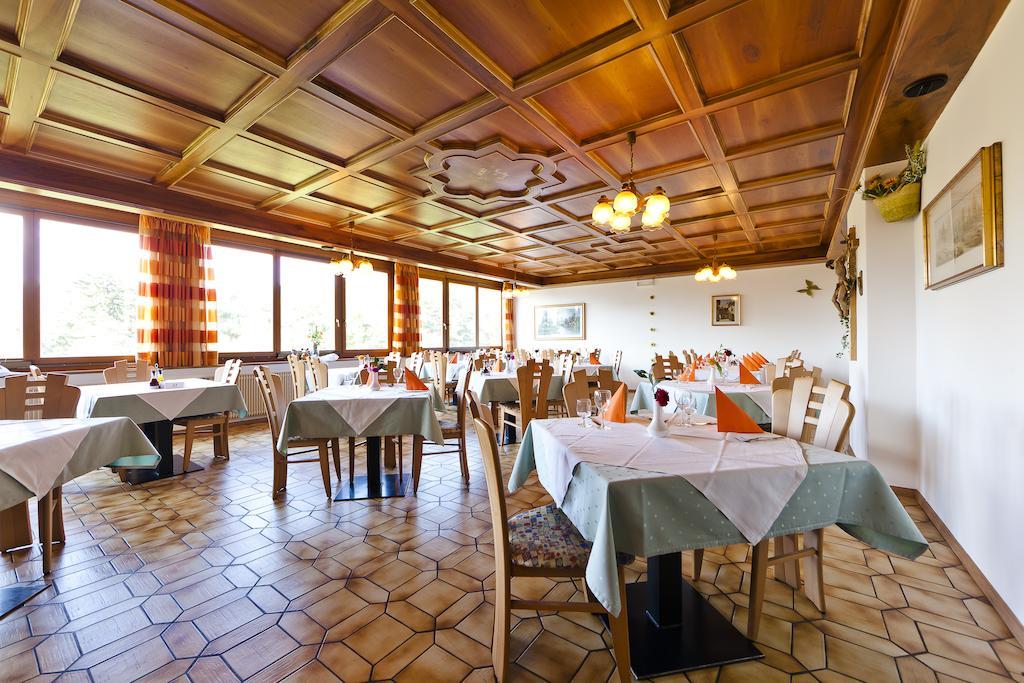 Hotel Brueckenwirt - Al Ponte مونتانا المظهر الخارجي الصورة